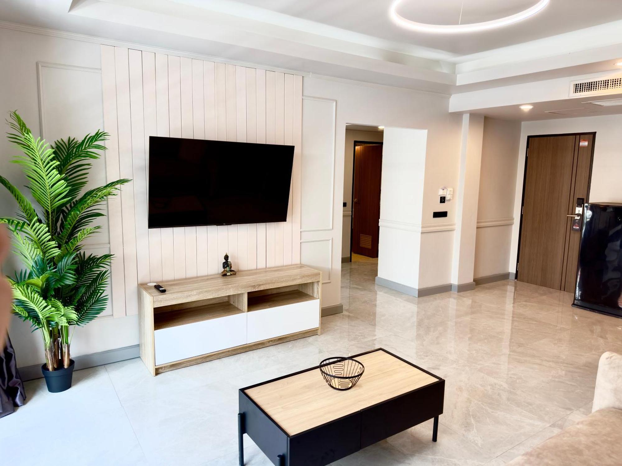 Grand Orlov Apart Hotel Patong Exteriör bild